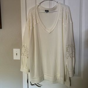 Torrid cream colored lightweight top.